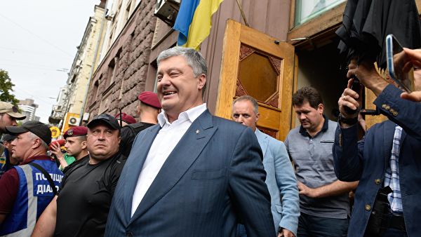 Депутат Рады рассказал, как США управляли Украиной при Порошенко