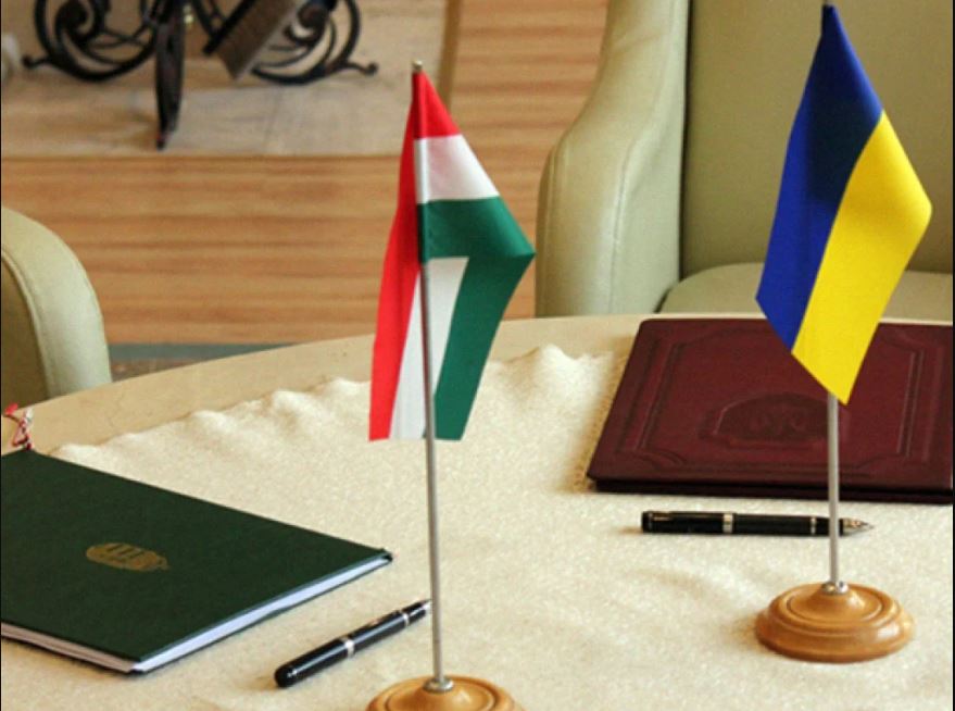 На Украине заявили, что не будут менять закон об образовании по требованию Венгрии