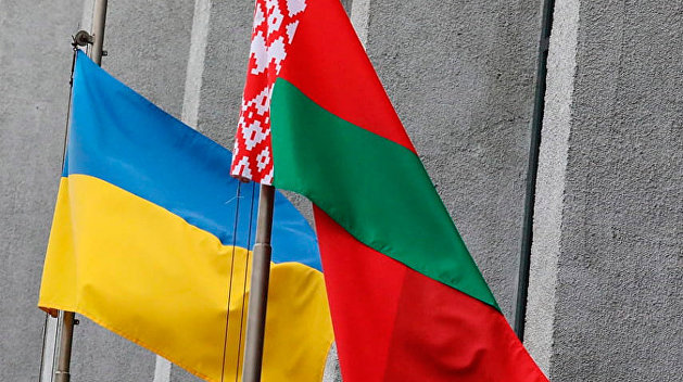 Флаги Украины и Белоруссии