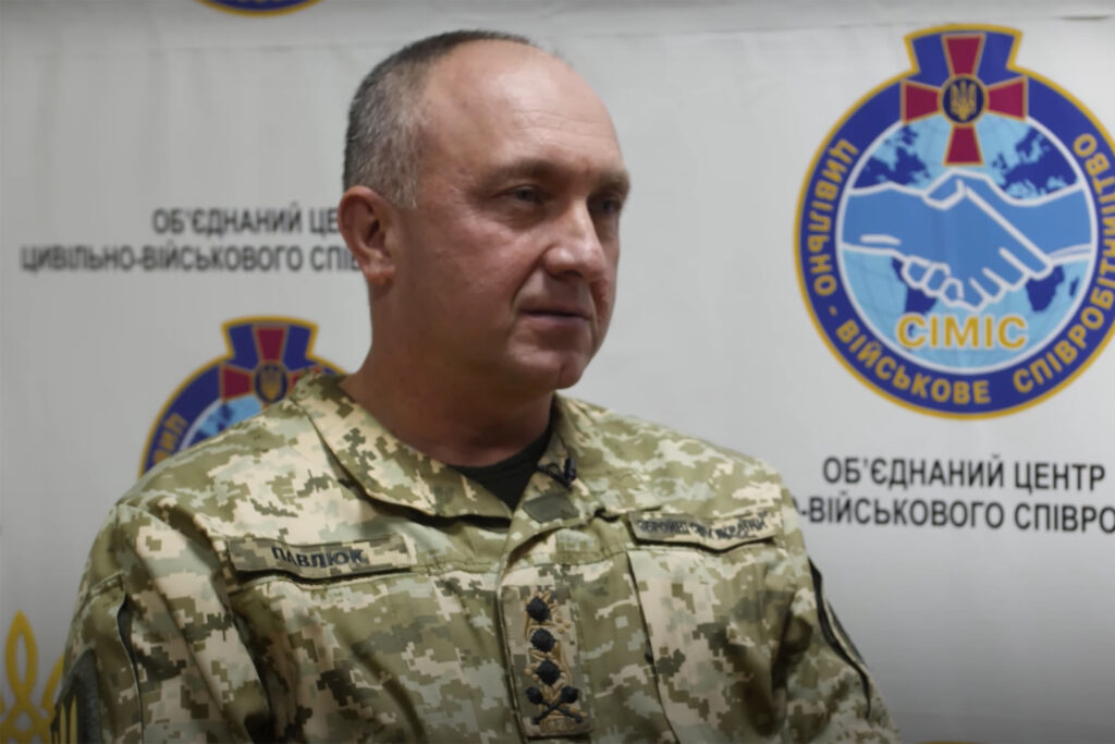 Командующий Операцией объединенных сил (ООС) Украины Александр Павлюк